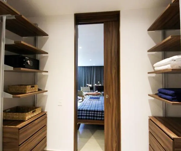 Spacious Studio, Amazing Rooftop With Sea View *